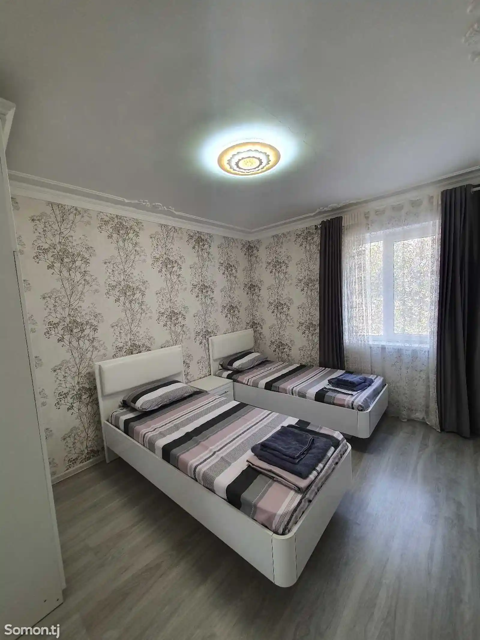 3-комн. квартира, 3 этаж, 80м², Универмаг-1