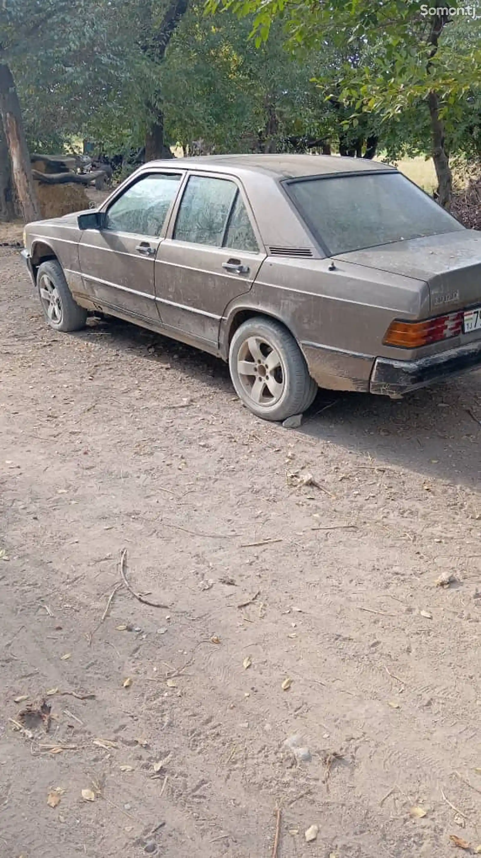 Mercedes-Benz W124, 1989-4