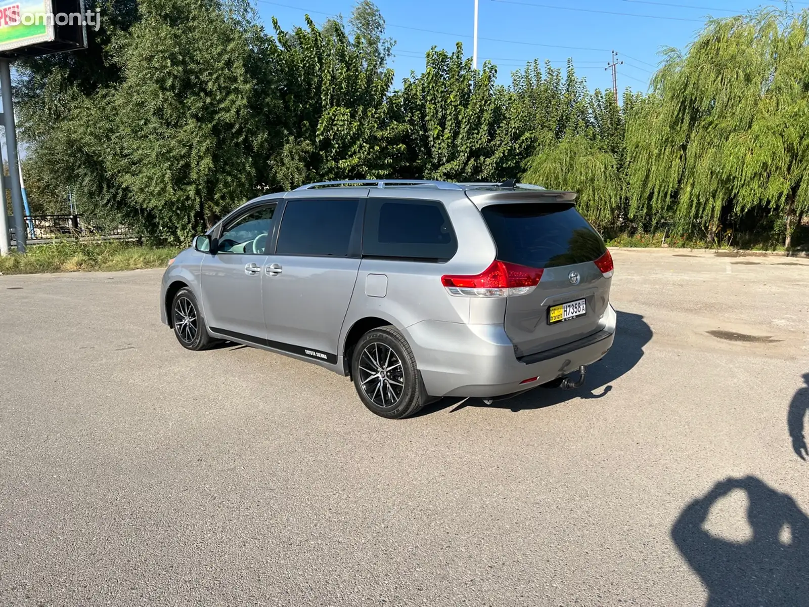 Toyota Sienna, 2011-6