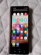 Samsung Galaxy Z Fold2-4