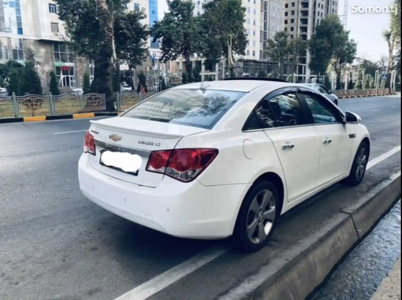 Chevrolet Cruze, 2010-3