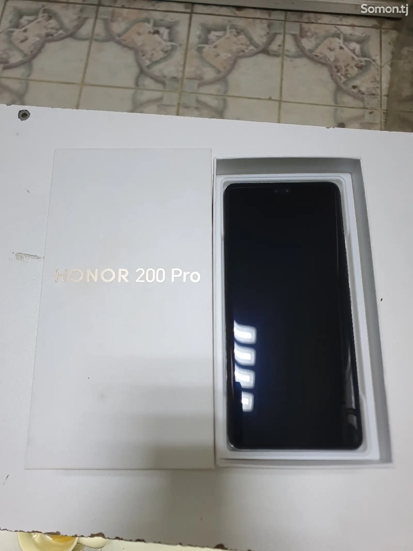 Honor 200 Pro-1