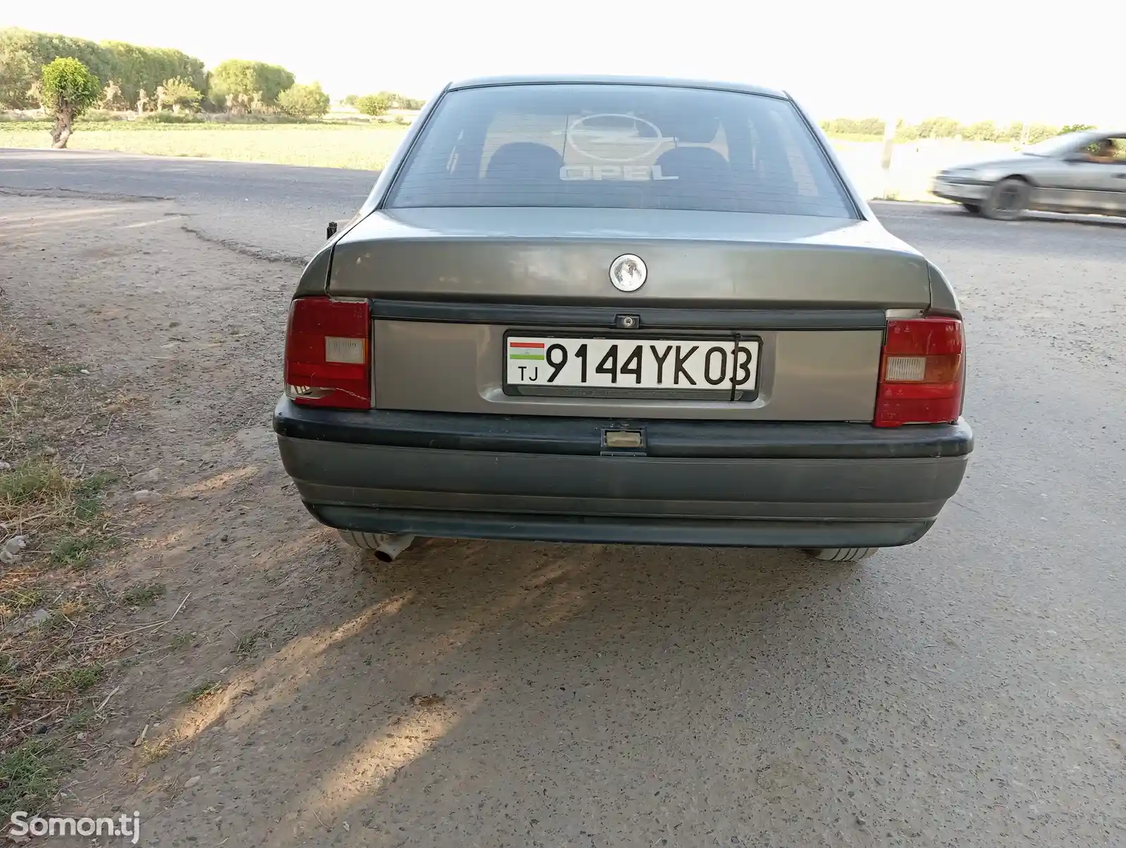 Opel Vectra A, 1990-10