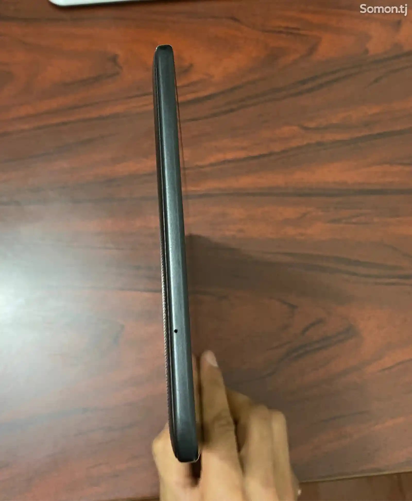 Планшет Samsung Galaxy Tab E-5