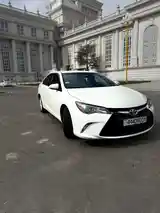 Toyota Camry, 2015-10