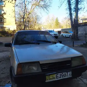 ВАЗ 21099, 2000