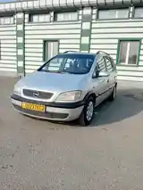 Opel Zafira, 2000-2