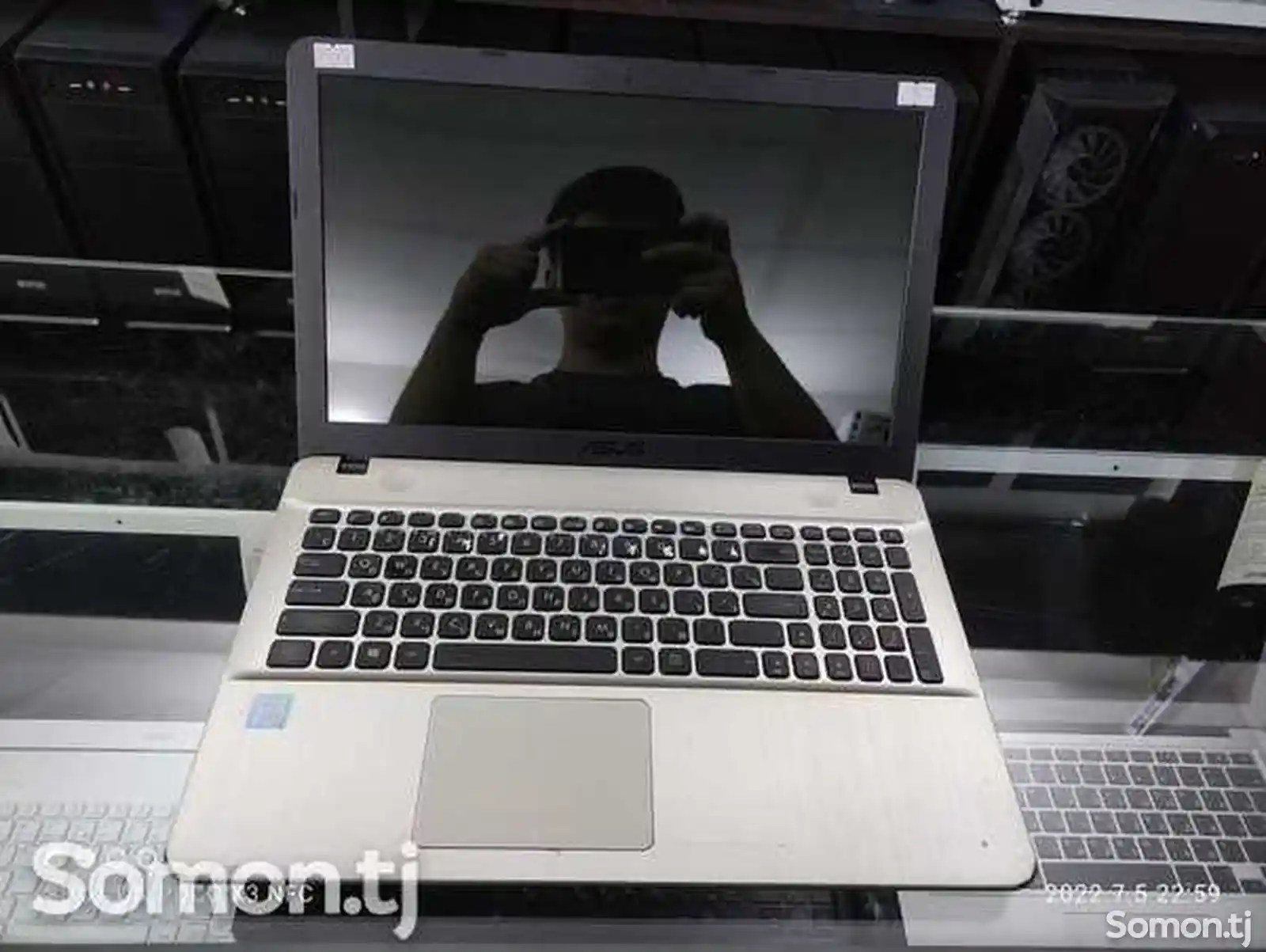 Ноутбук Asus X541UK i5-7200U Gold-6