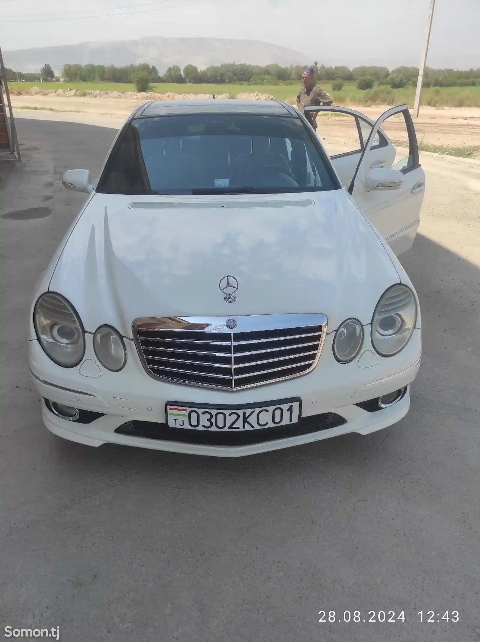 Mercedes-Benz E class, 2008-1