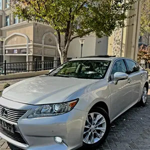 Lexus ES series, 2013