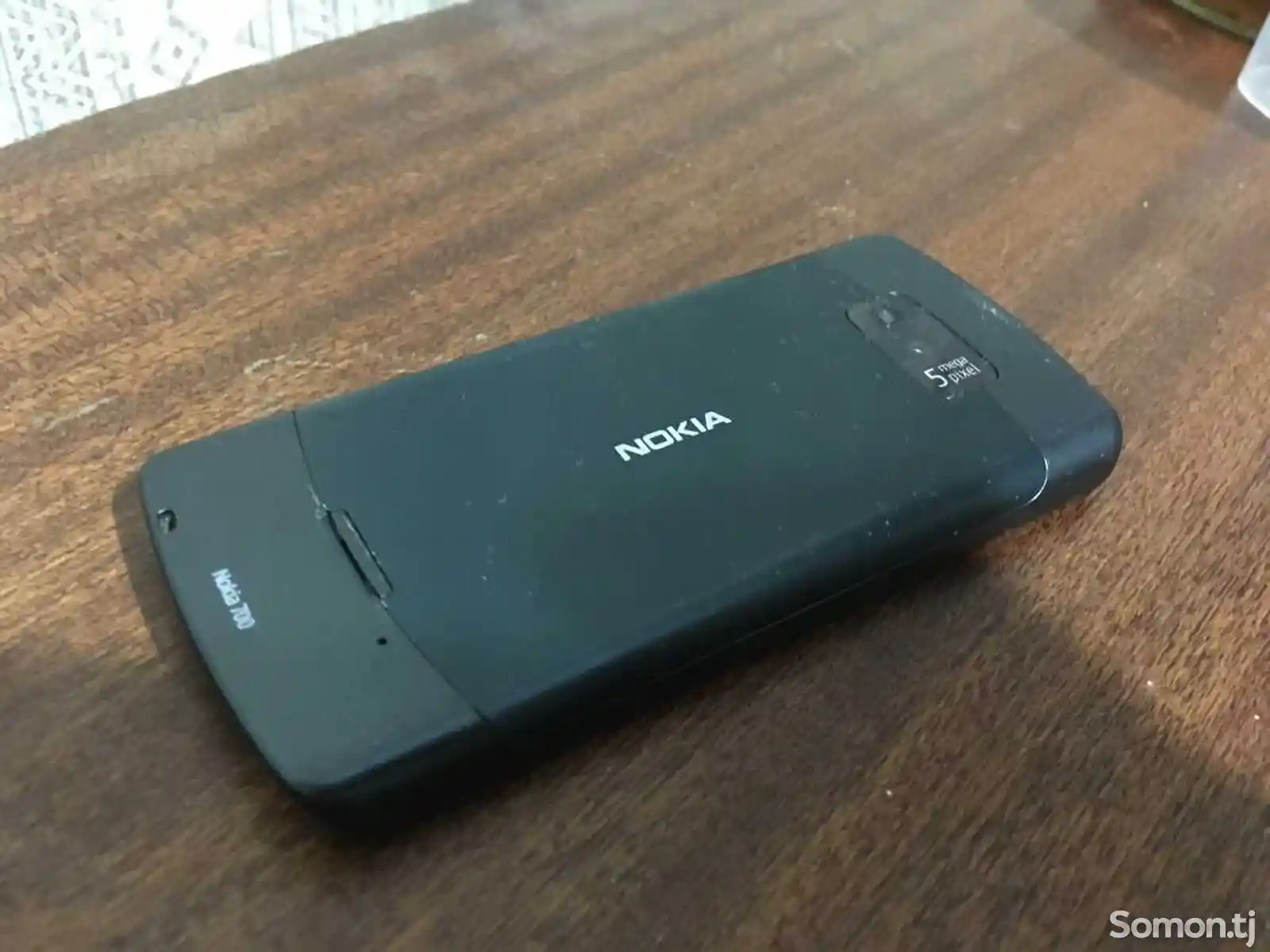 Nokia 700-2