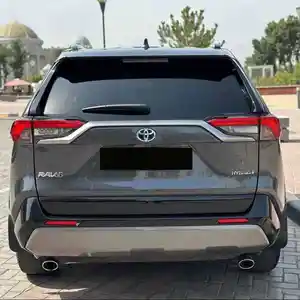 Toyota RAV 4, 2022
