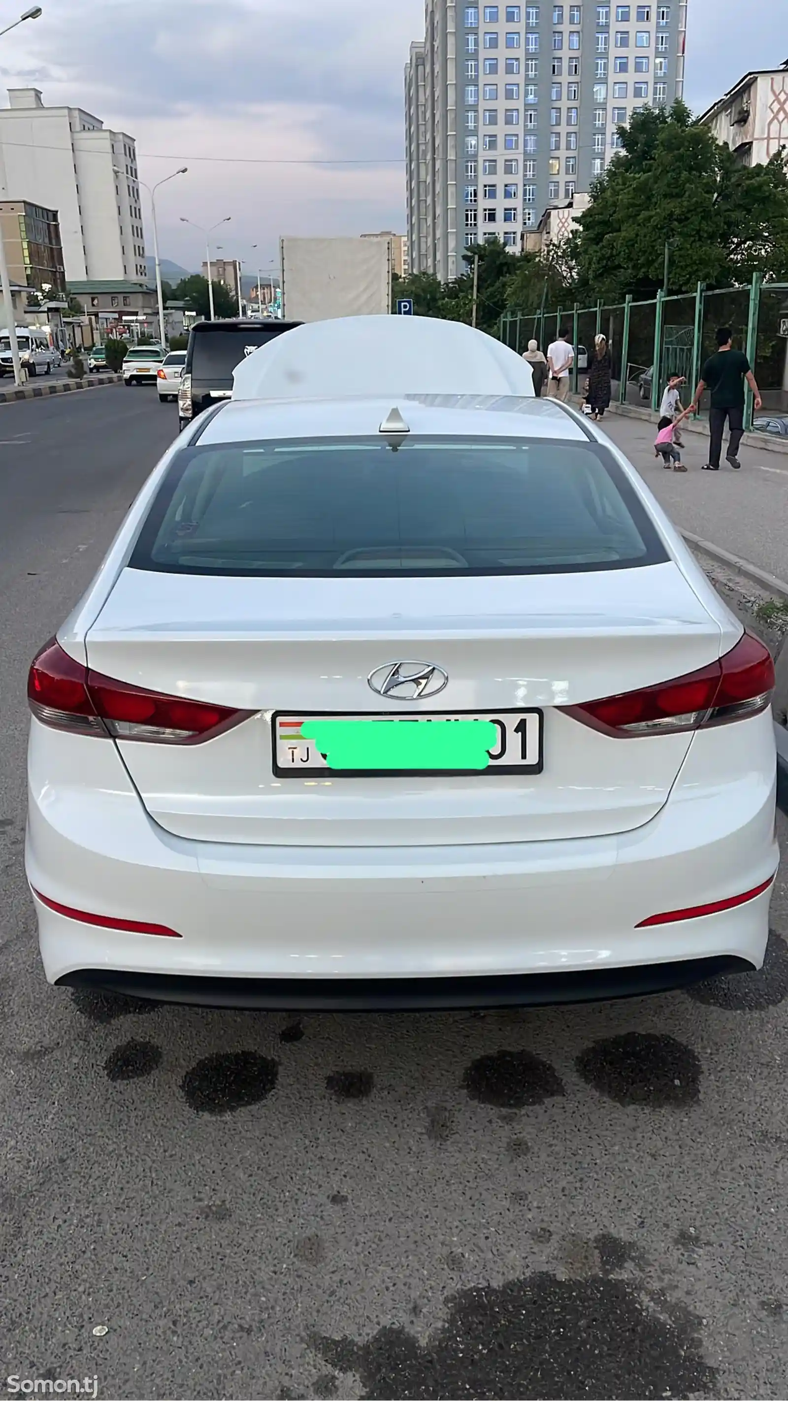 Hyundai Elantra, 2017-3