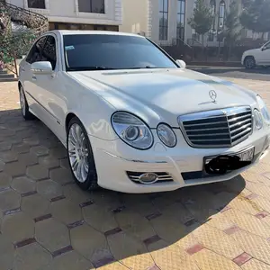 Mercedes-Benz E class, 2009