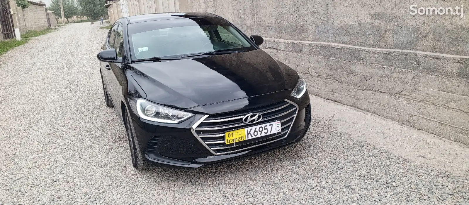 Hyundai Elantra, 2017-5