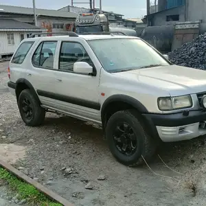 Opel Frontera, 1999