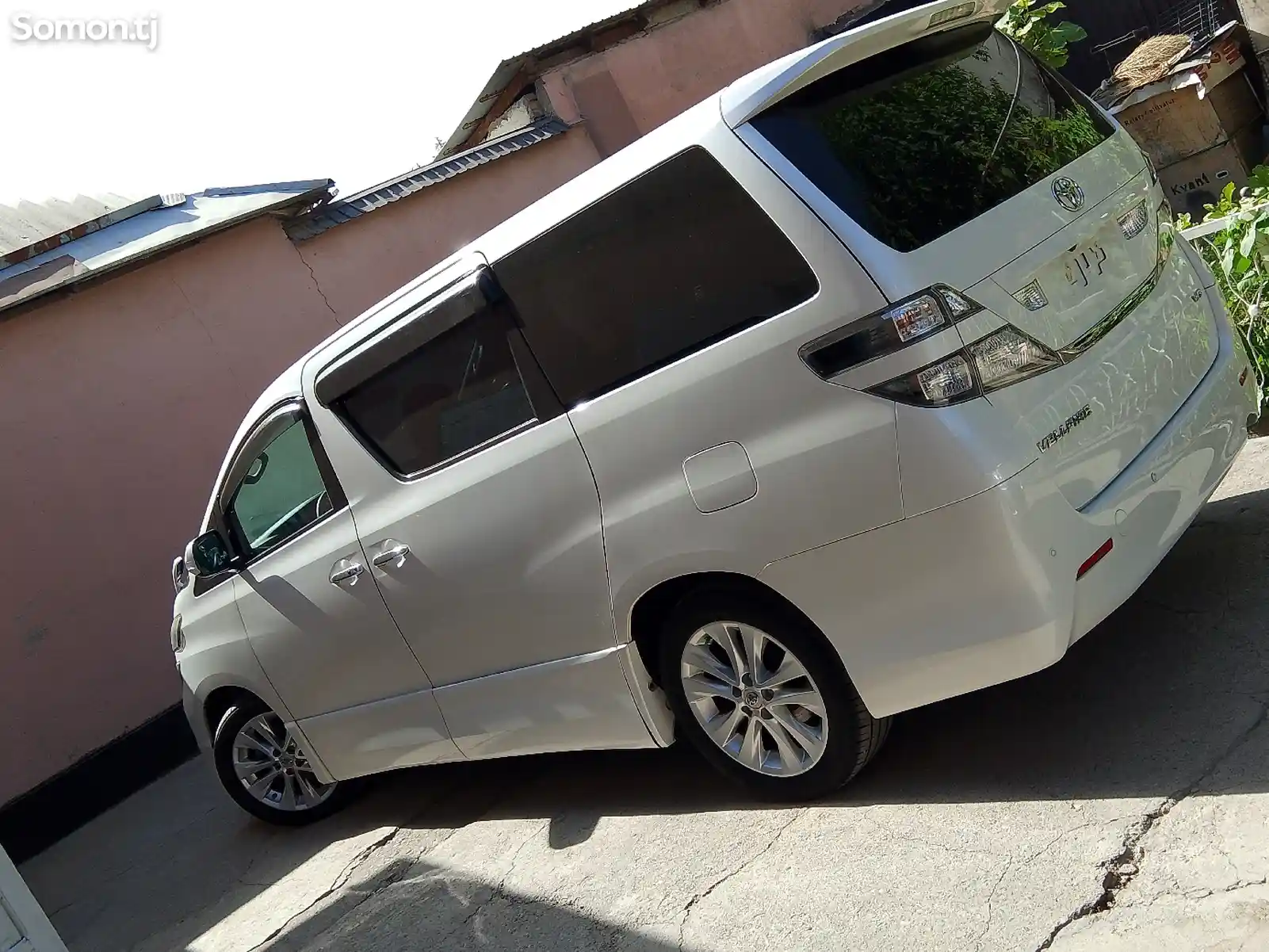 Toyota Vellfire, 2014-15