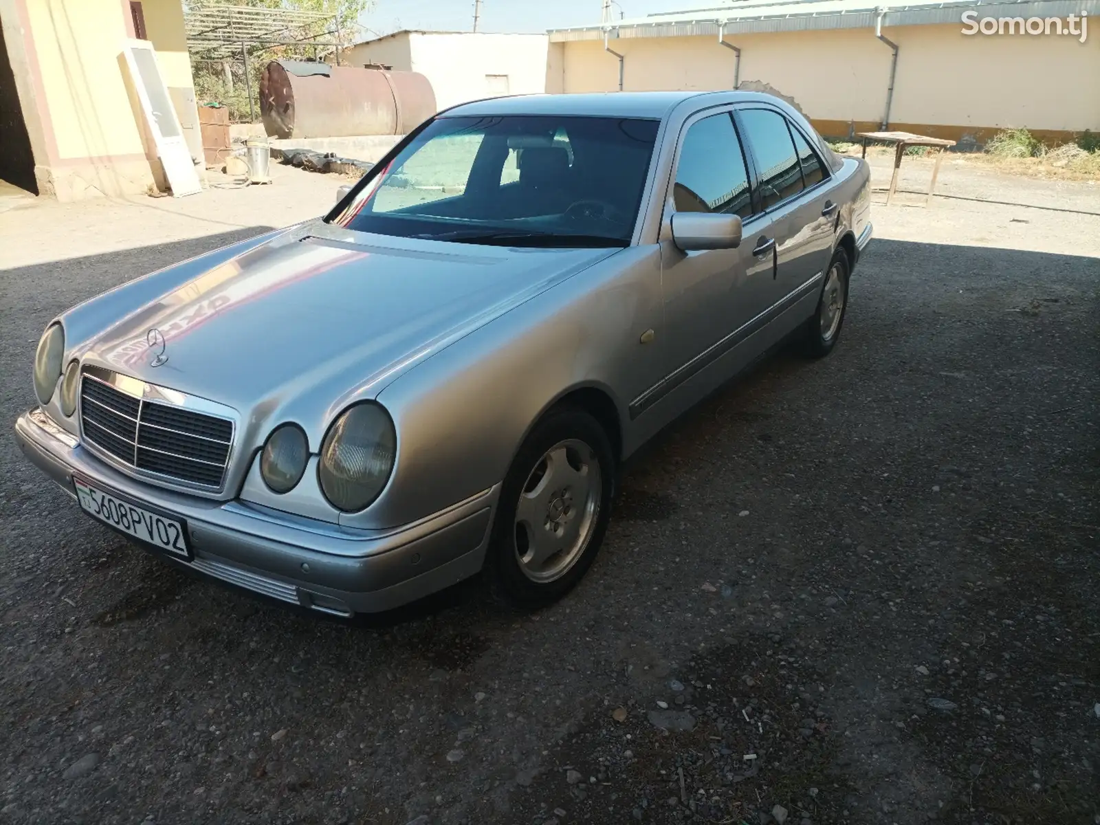 Mercedes-Benz E class, 1996-4