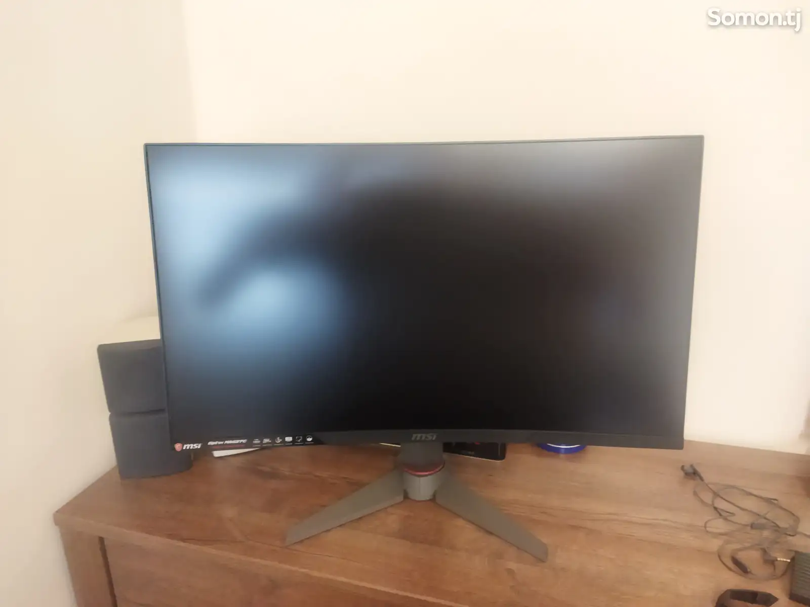 Монитор MSI Optix MAG27C 144 Hz-1