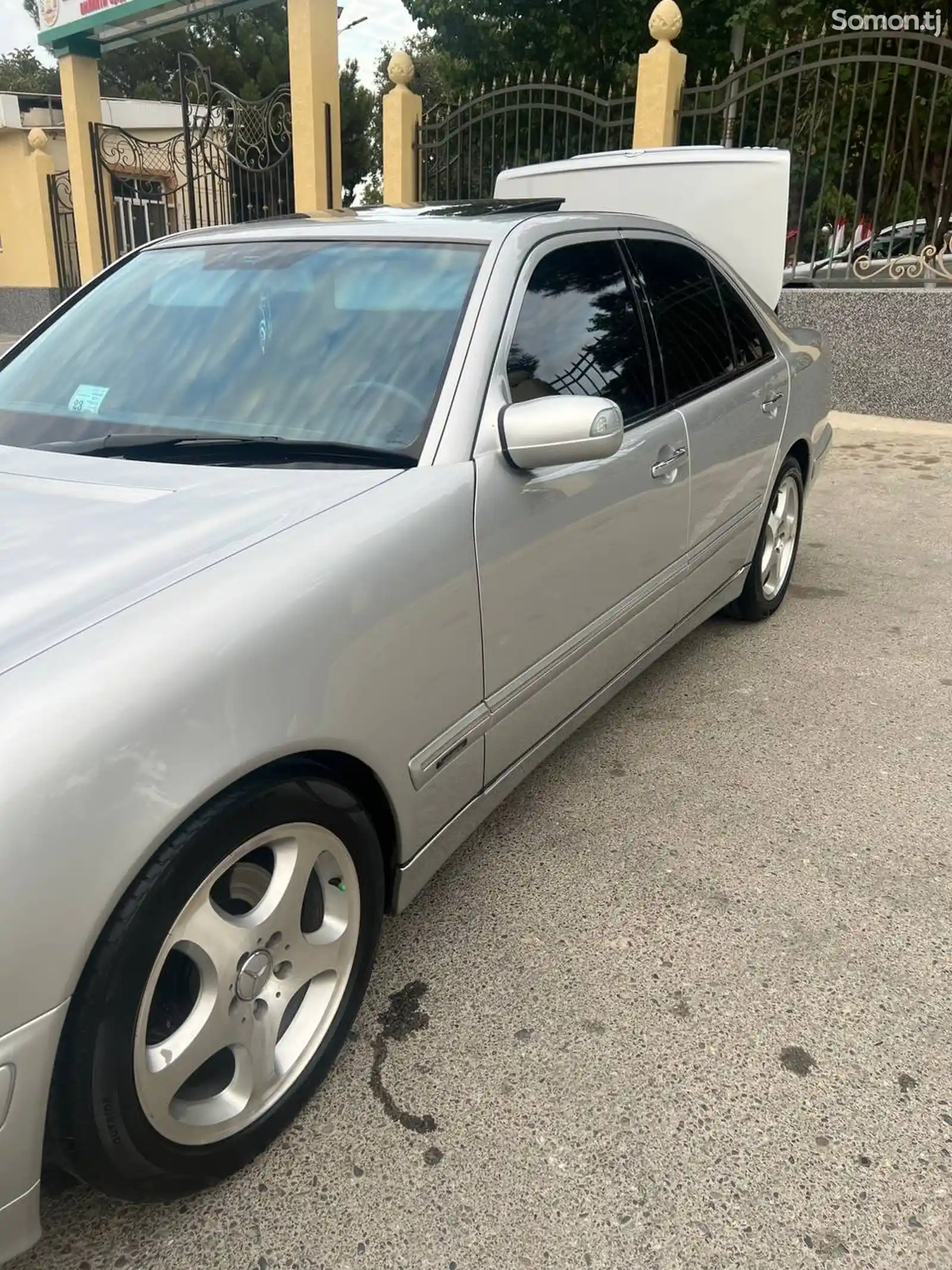 Mercedes-Benz E class, 2000-11