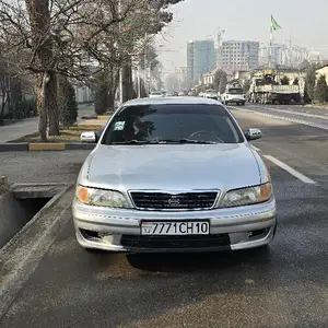 Nissan Cefiro, 1998