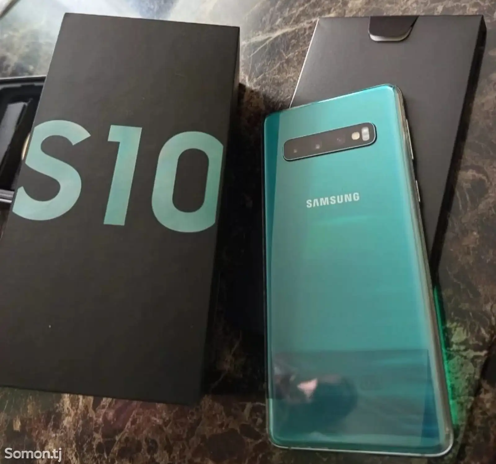 Samsung Galaxy S10-1