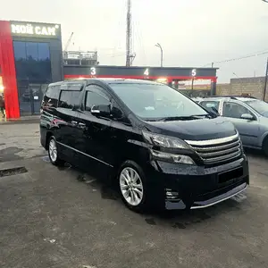 Toyota Vellfire, 2014