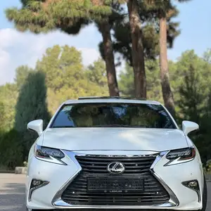 Lexus ES series, 2015