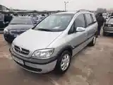 Opel Zafira, 2004-2