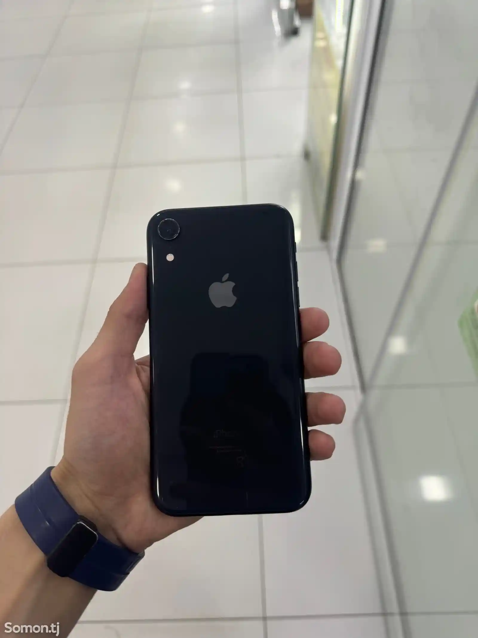 Apple iPhone Xr, 64 gb, Black-1