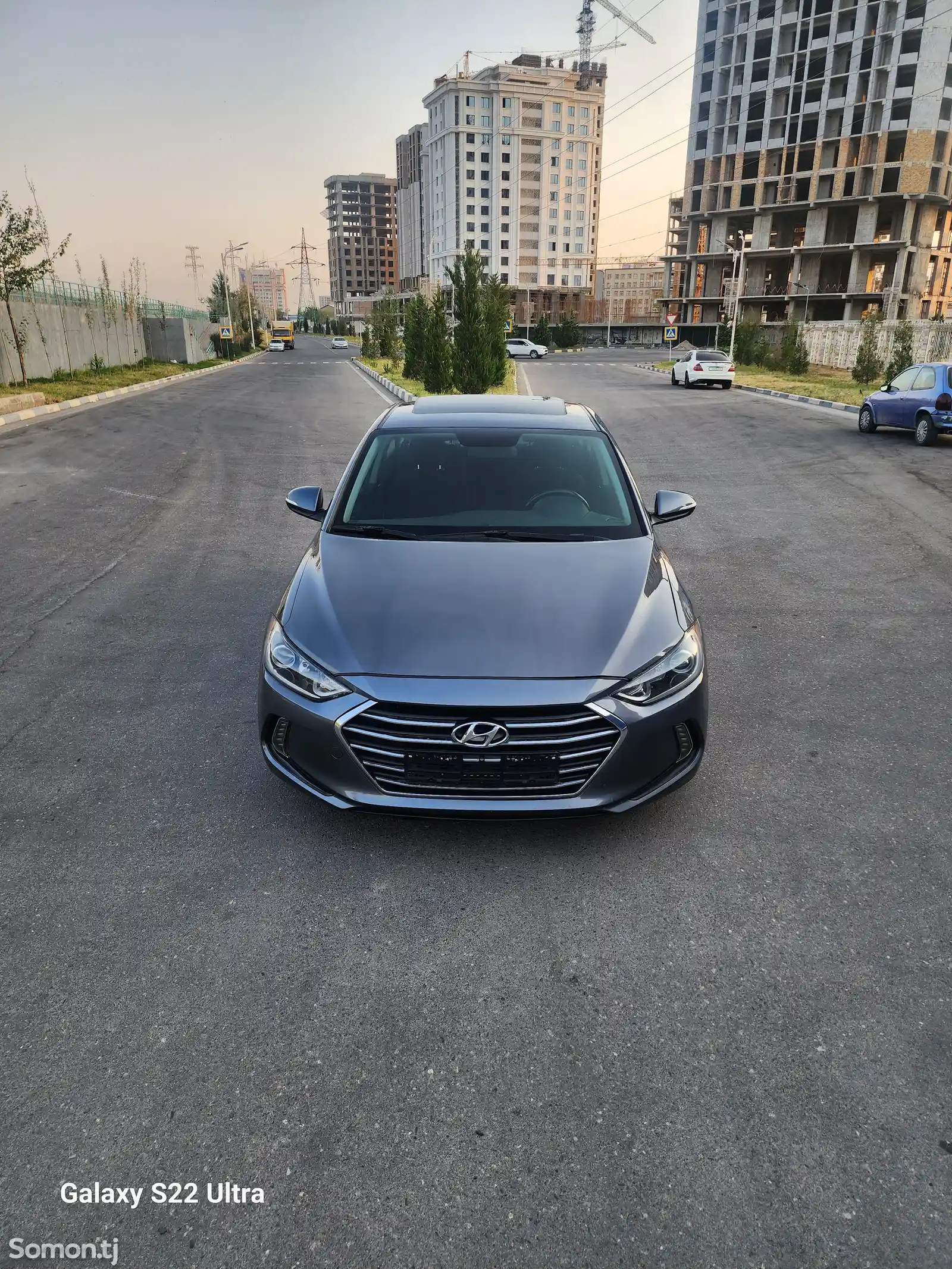 Hyundai Elantra, 2017-1