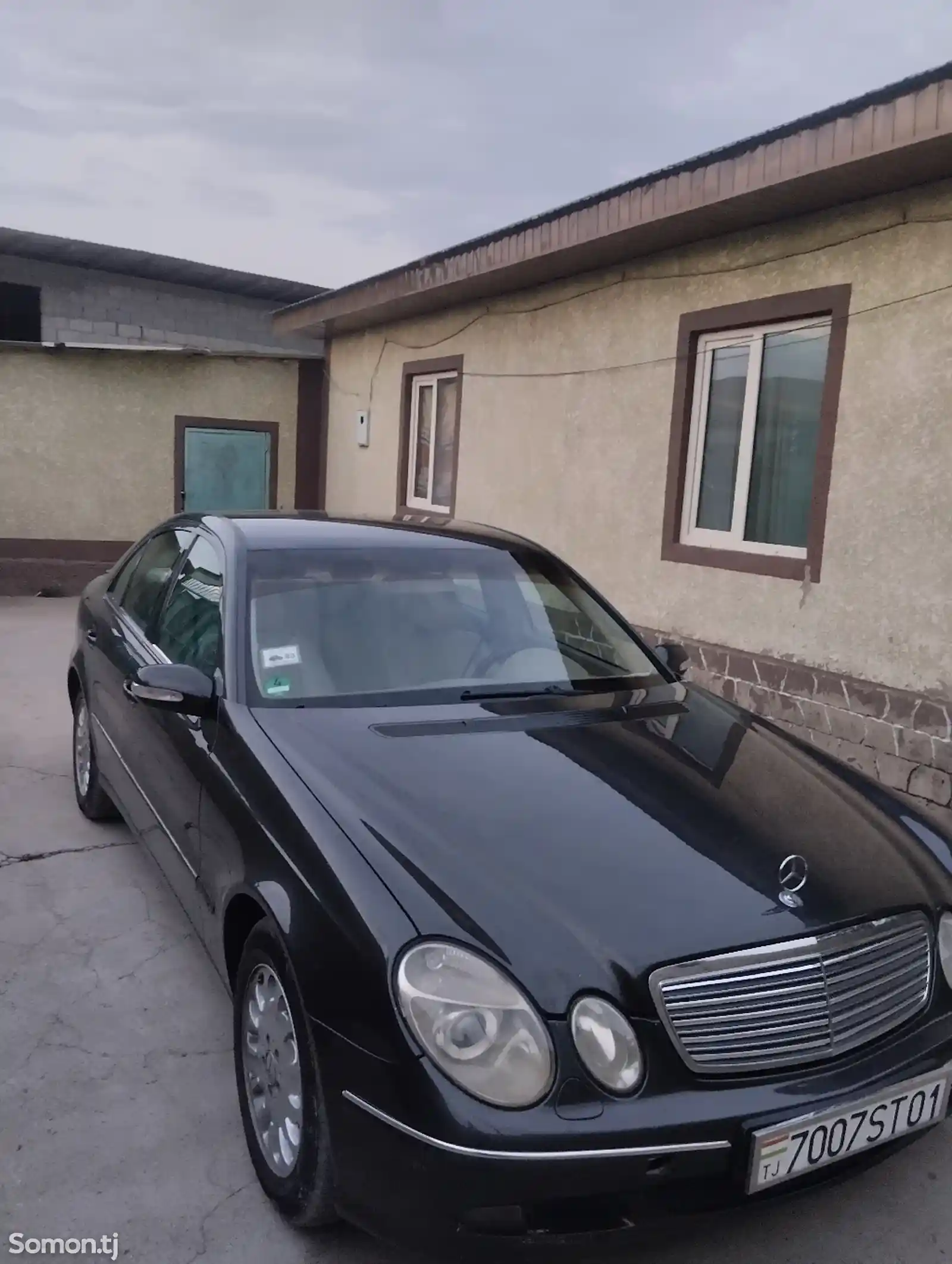 Mercedes-Benz E class, 2004-5