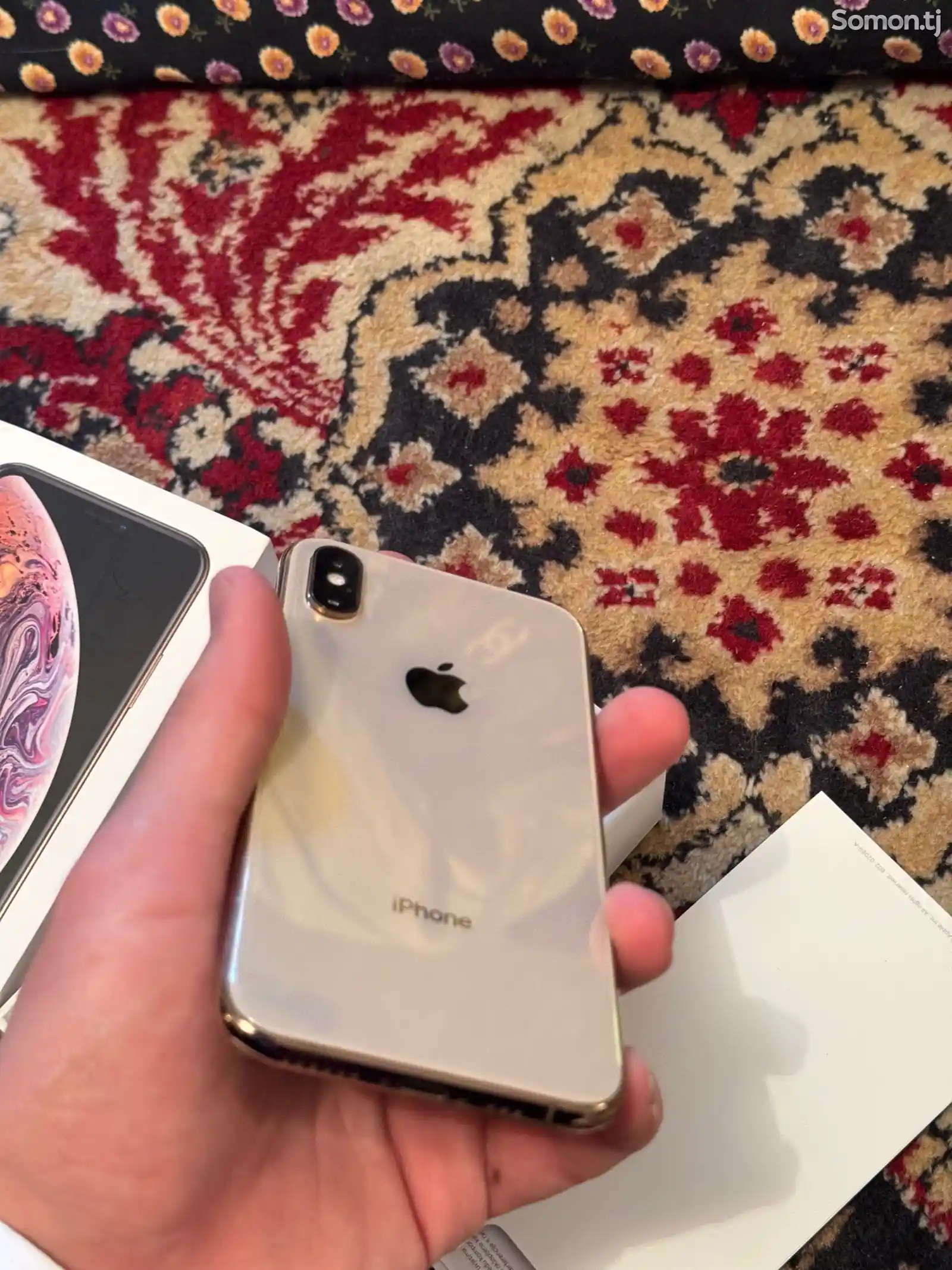 Apple iPhone Xs, 64 gb, Gold-3