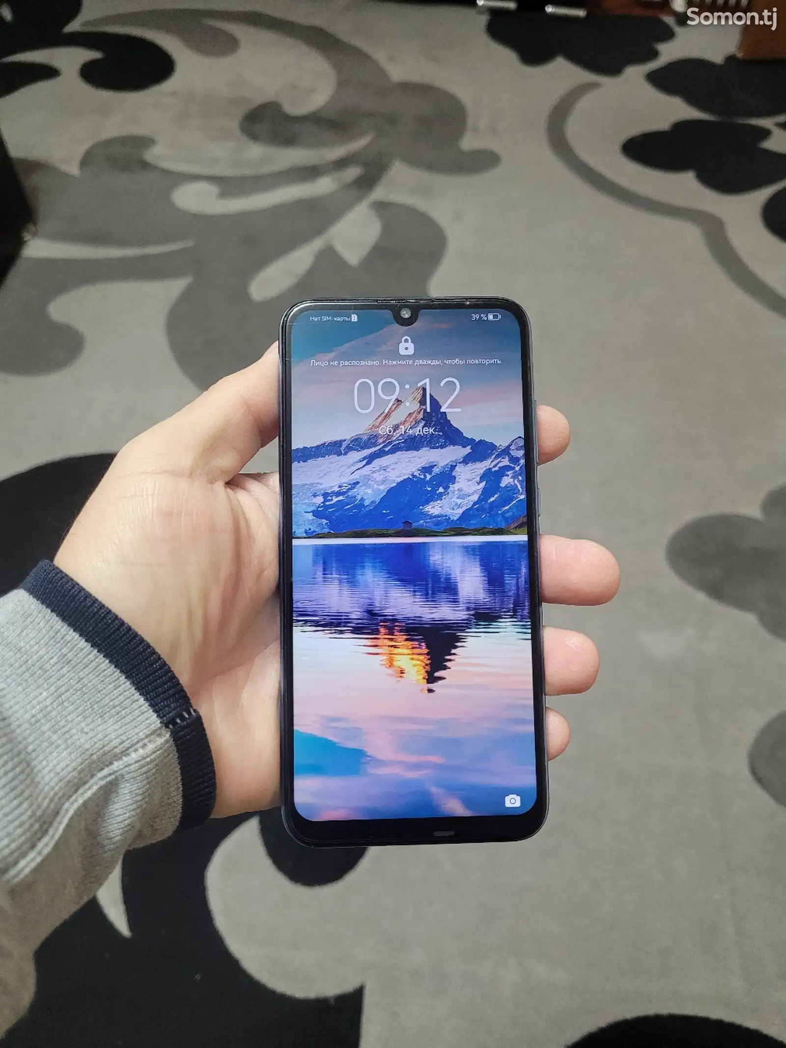 Телефон Honor-1