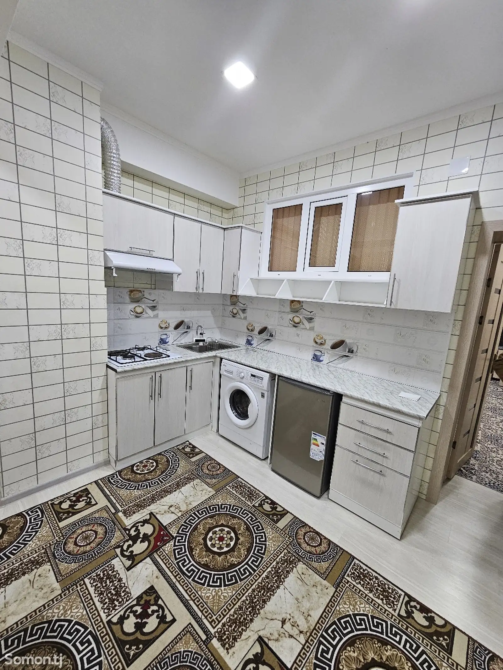 2-комн. квартира, 7 этаж, 60м², 18мкр-1