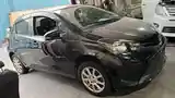 Toyota Vitz, 2015-6