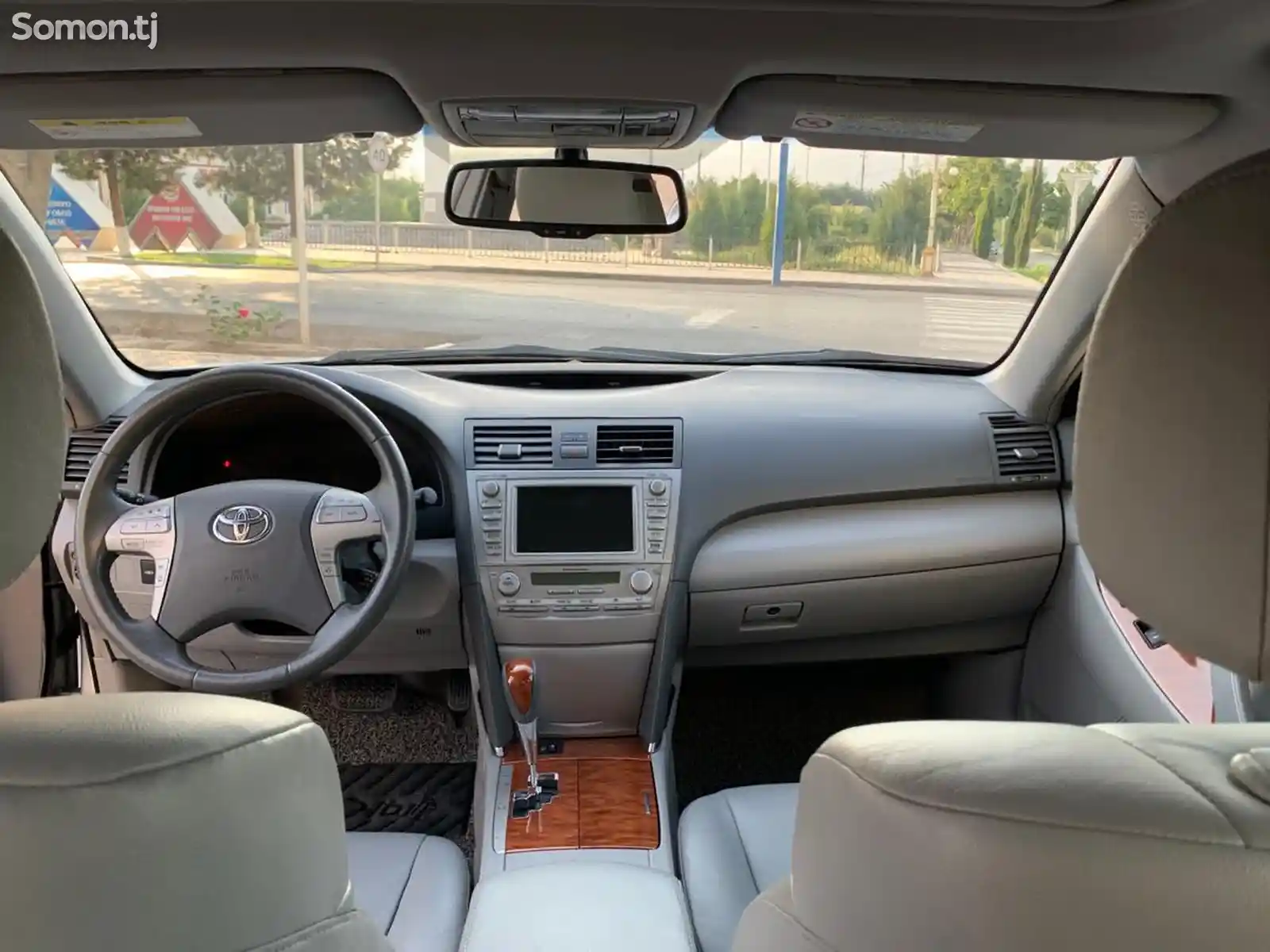 Toyota Camry, 2011-9