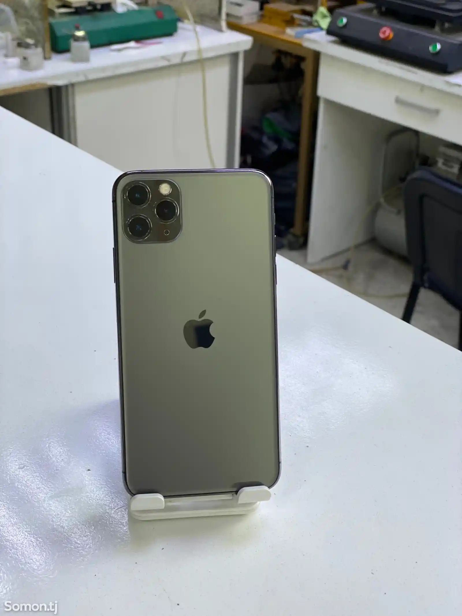 Apple iPhone 11 Pro Max, 256 gb, Silver-1