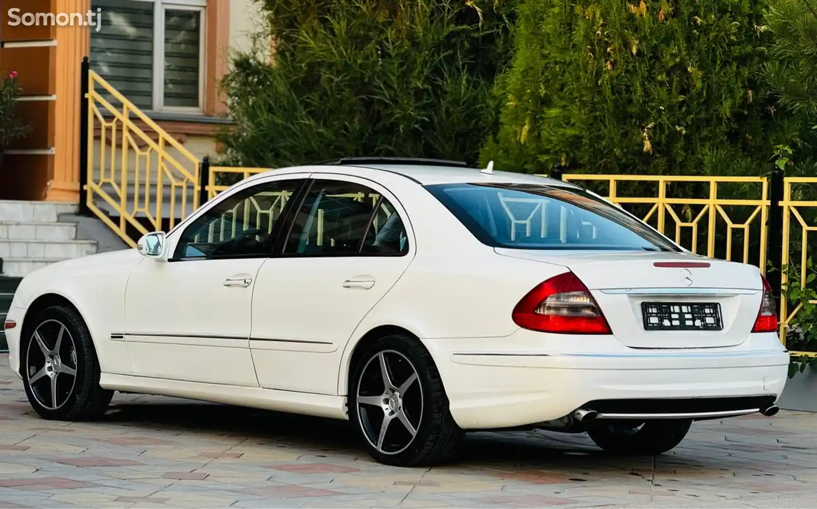 Mercedes-Benz E class, 2009-6