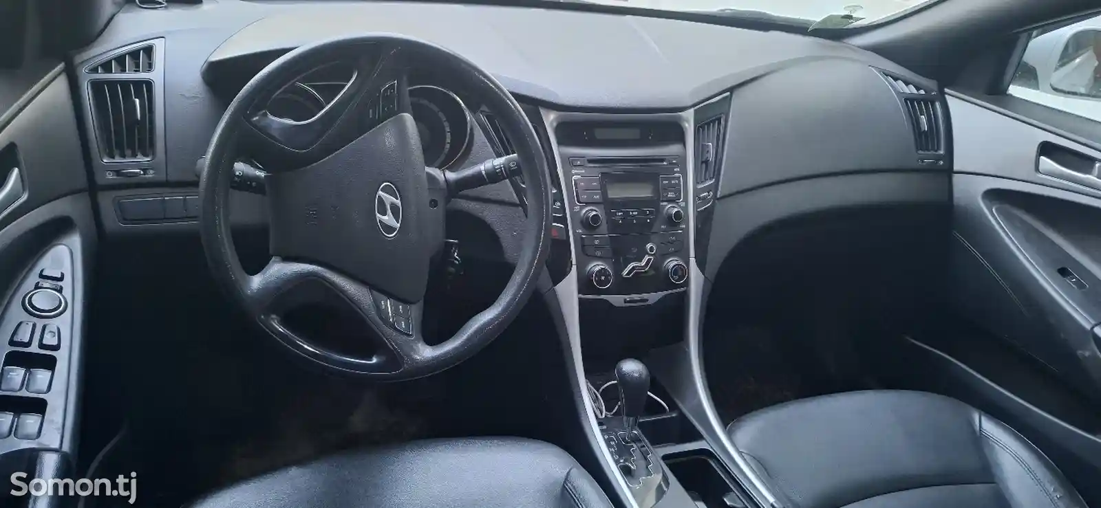 Hyundai Sonata, 2010-4