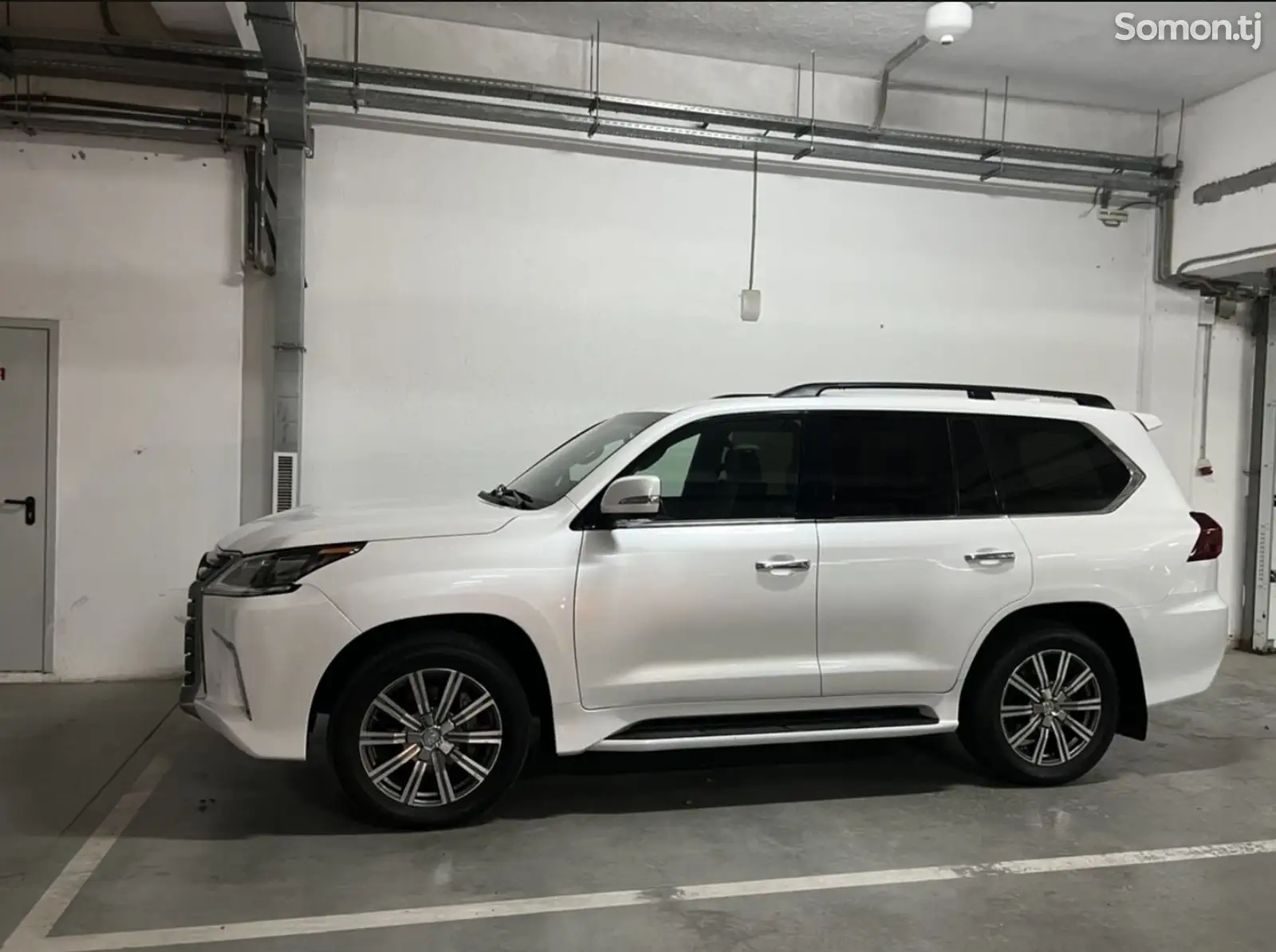 Lexus LX series, 2019