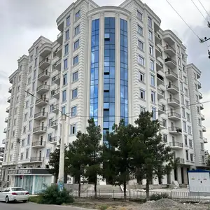 2-комн. квартира, 8 этаж, 62 м², 33мкр