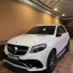 Mercedes-Benz GLE class, 2016