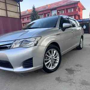 Toyota Fielder, 2014