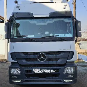 Седельный тягач Mercedes-Benz Actros, 2012