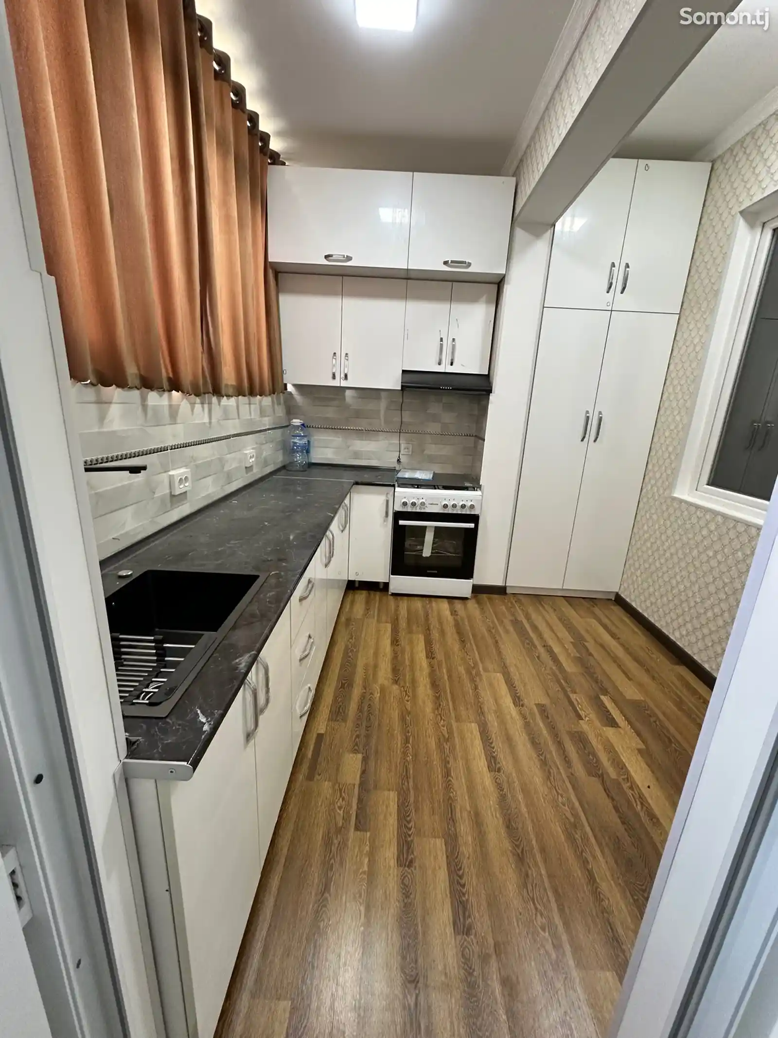 3-комн. квартира, 16 этаж, 70м², Сино-9