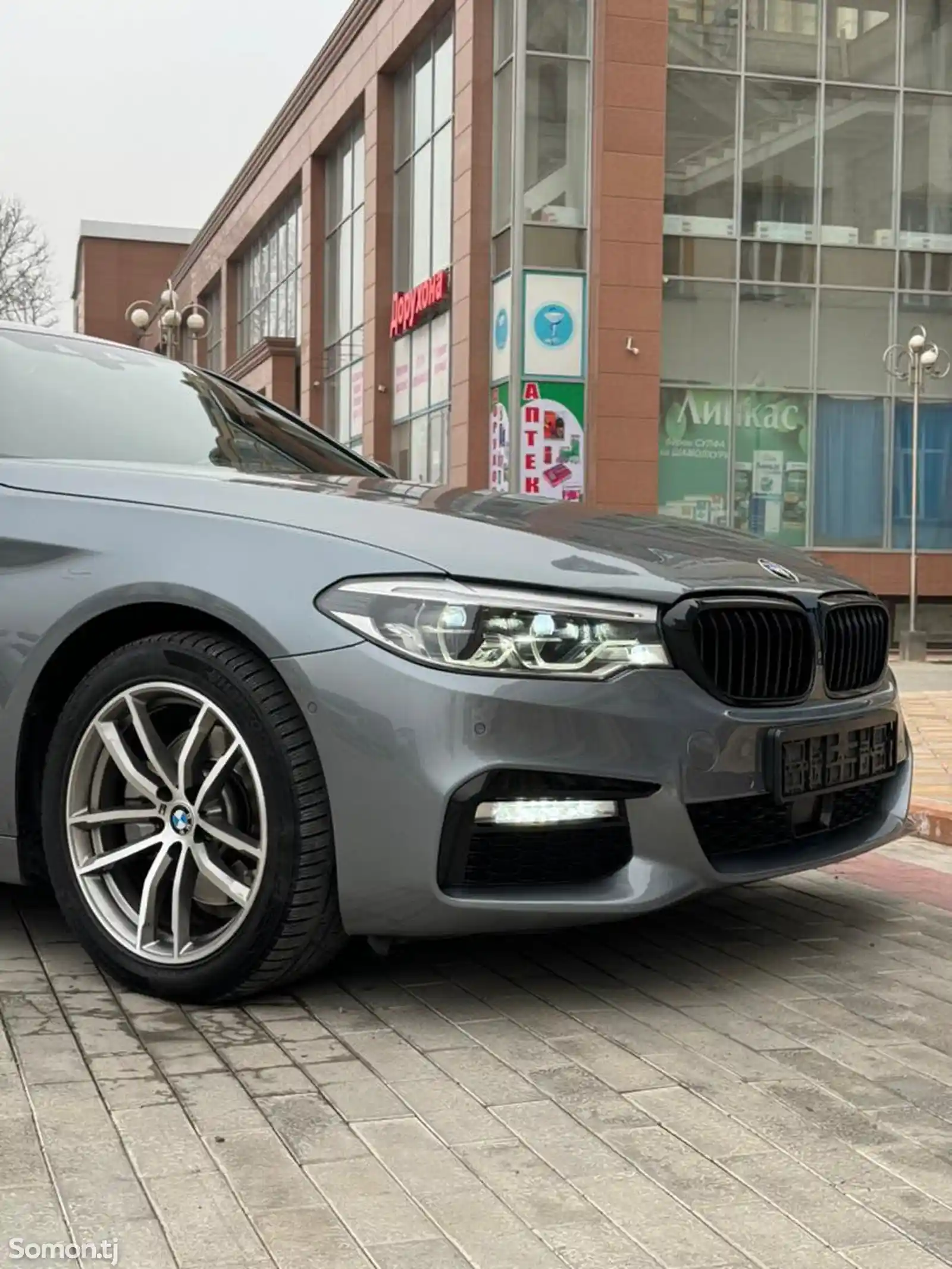 BMW 5 series, 2017-3