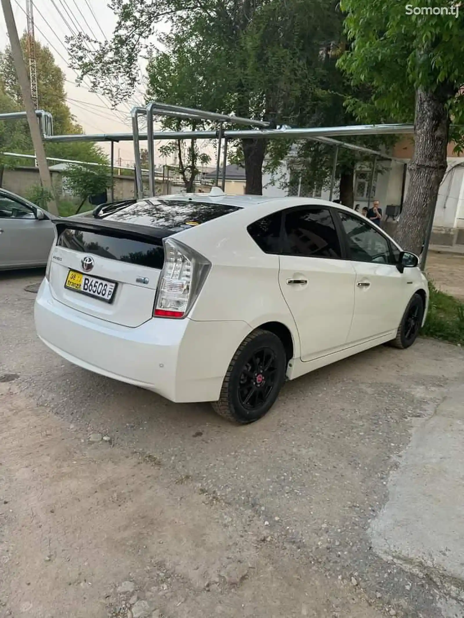 Toyota Prius, 2010-2