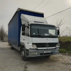 Бортовой грузовик Mercedes-benz Atego, 2005