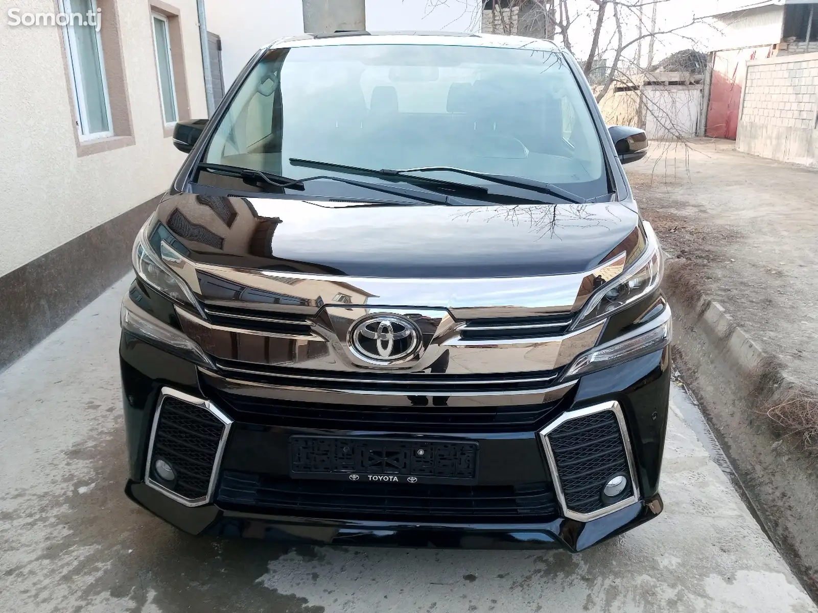 Toyota Vellfire, 2015-1